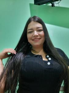 637788085: Chica busca chico en Sevilla