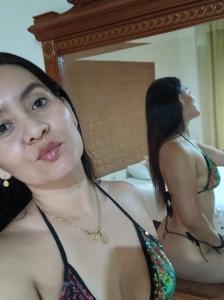 697791805: Chica busca chico en Granada