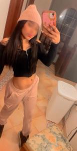 605487093: Chica busca chico en Granada