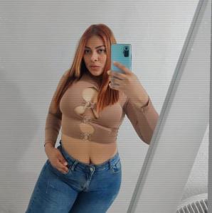 666857235: Chica busca chico en Granada