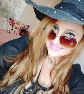 678176210: Chica busca chico en Tenerife