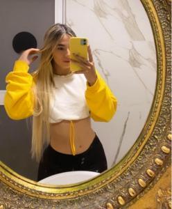 632187305: Chica busca chico en Málaga