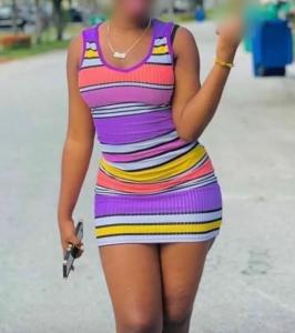 674222701: Chica busca chico en Pontevedra