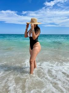 614645151: Chica busca chico en Almería