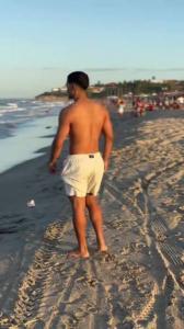 610181076: Chico busca chica en Valencia