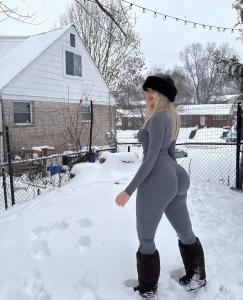 685480062: Chica busca chico en Madrid