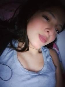 610773816: Chica busca chico en Barcelona