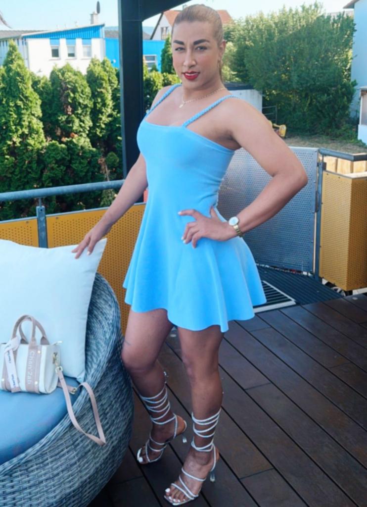 603709870: Transexual en Barcelona