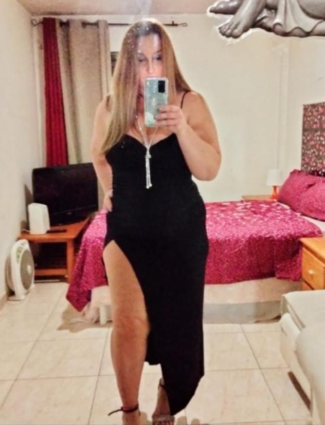 678176210: Chica busca chico en Tenerife
