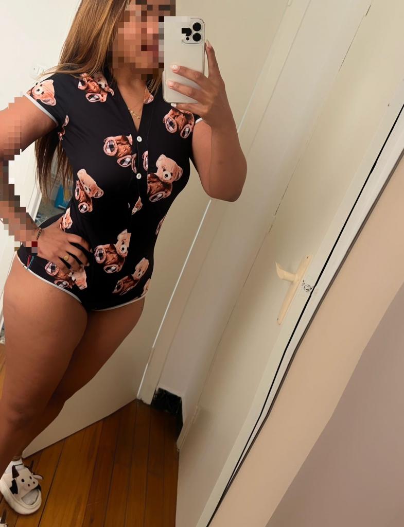 Chica busca chico en La Coruña: 