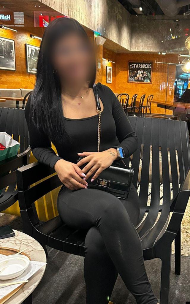 643906459: Chica busca chico en Murcia