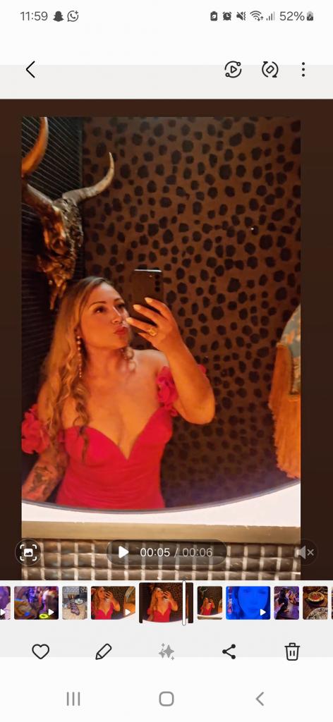 607588239: Chica busca chico en Cádiz