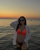 610928447: Chica busca chico en Sevilla