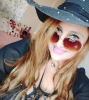 678176210: Chica busca chico en Tenerife