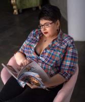 619541911: Chica busca chico en Navarra