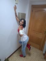 643047303: Chica busca chico en Mallorca