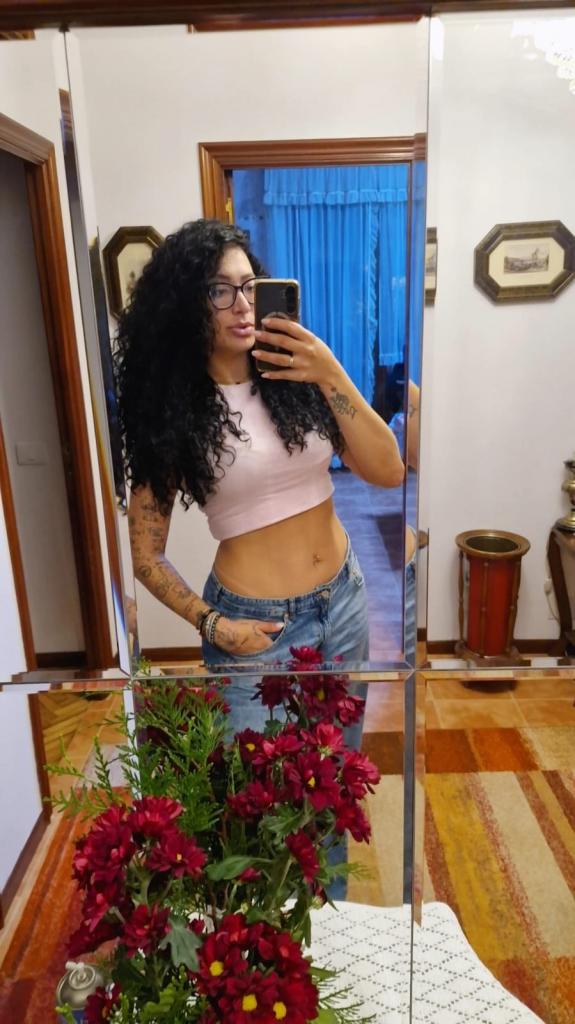 613845000: Chica busca chico en Lugo