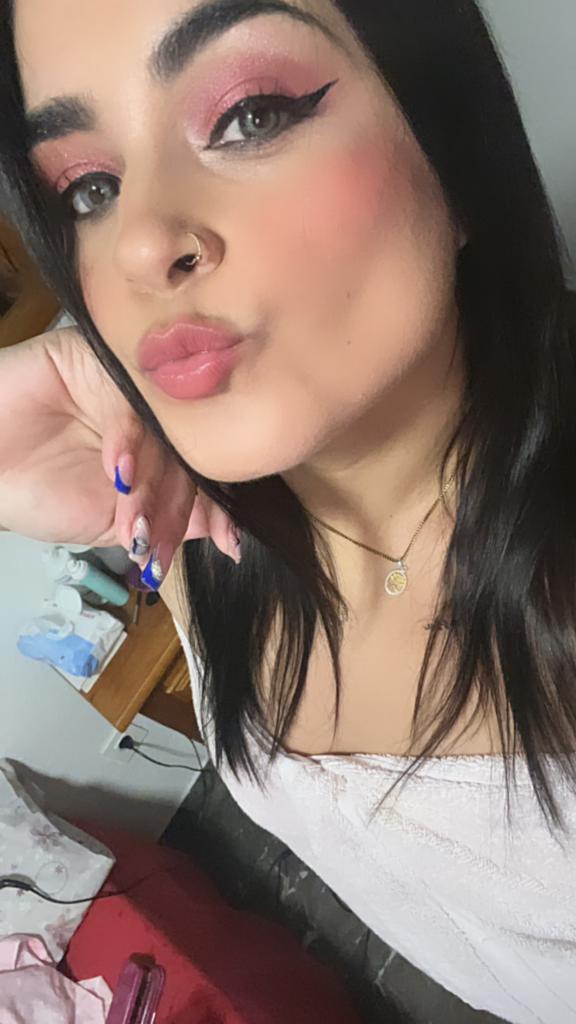 604250040: Chica busca chico en Murcia