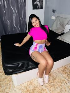 Chica busca chico en Ibiza: 