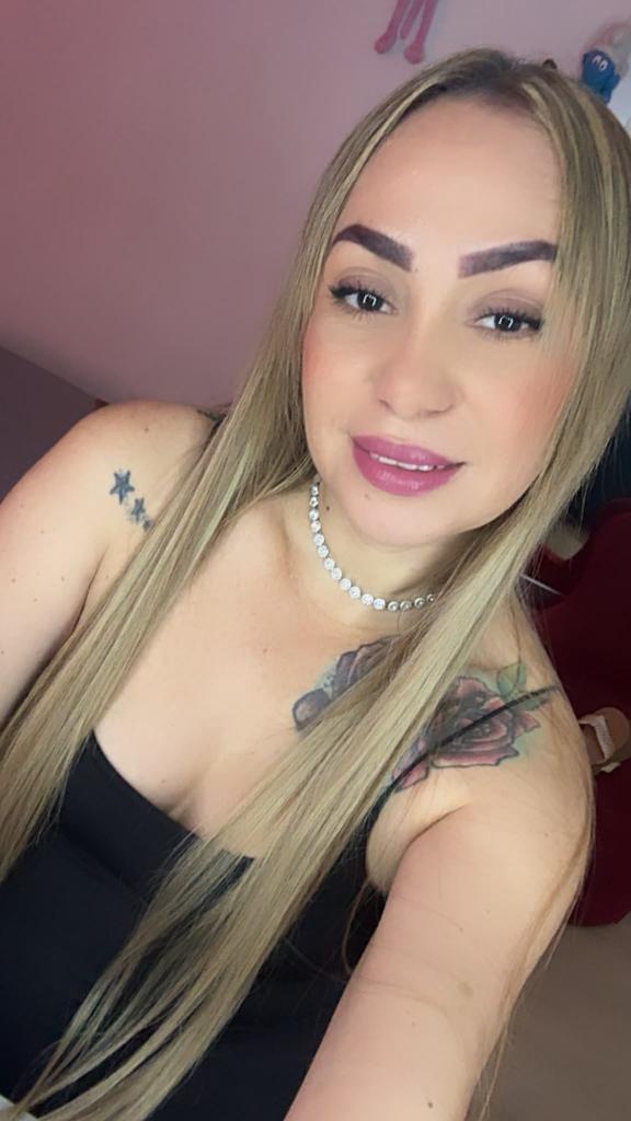 632165557: Chica busca chico en Barcelona