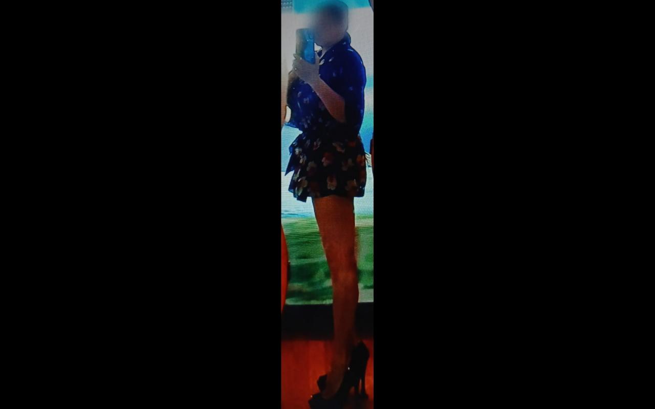 642463211: Chica busca chico en León