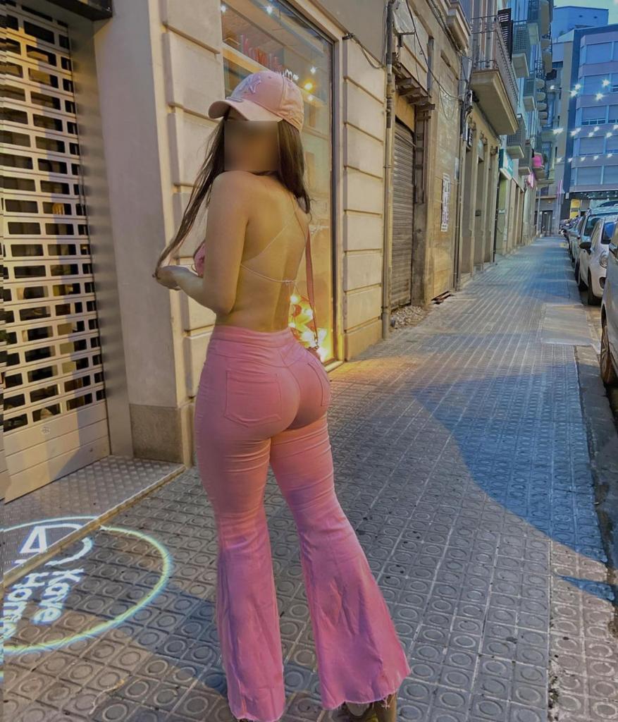 673033867: Chica busca chico en Valencia