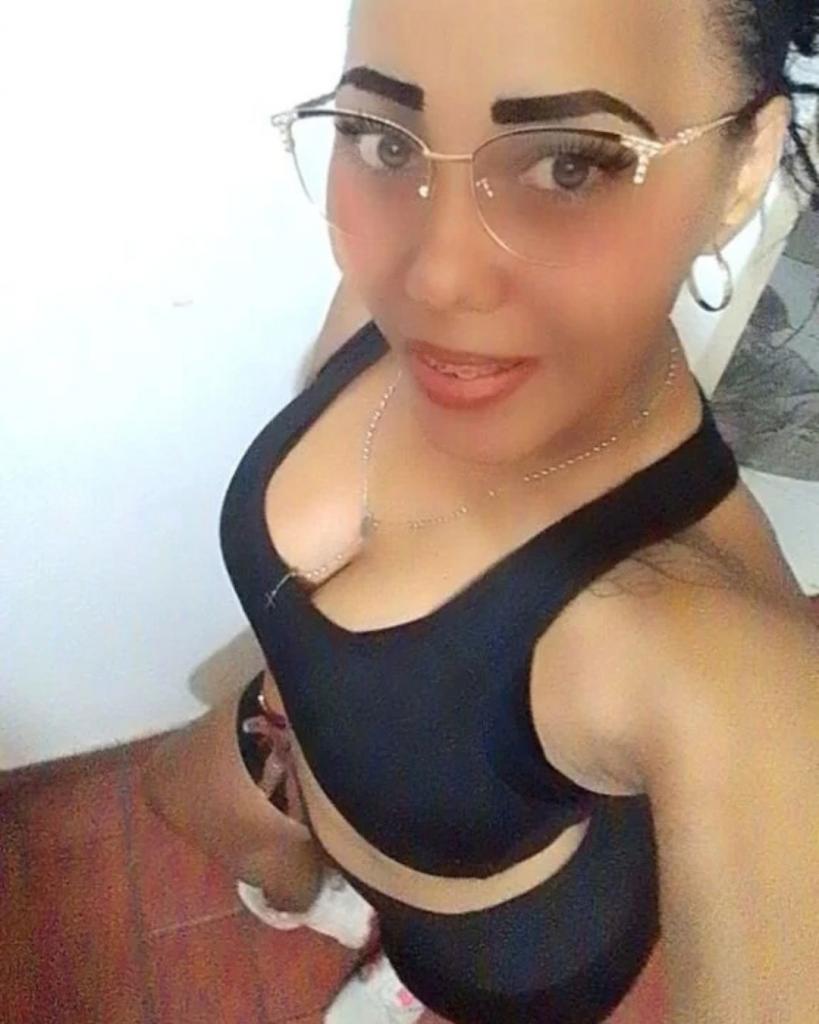 614573827: Chica busca chico en Lérida