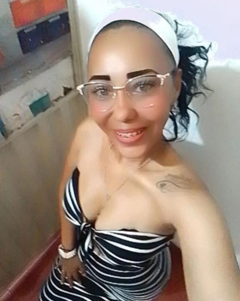 614573827: Chica busca chico en Lérida