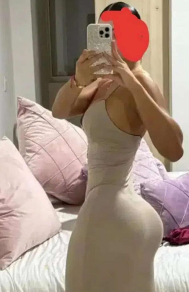 Chica busca chico en Cádiz: 