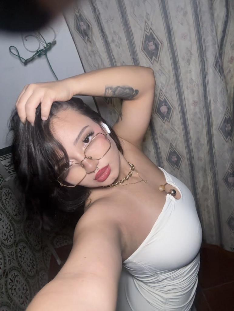 631993654: Chica busca chico en Madrid