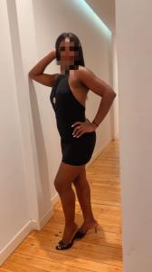 611359549: Chica busca chico en Madrid