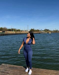631504068: Chica busca chico en Cádiz