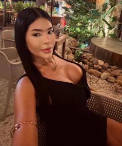 631504068: Chica busca chico en Cádiz