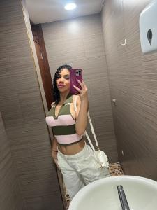 637556297: Chica busca chico en Madrid