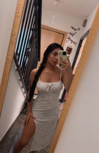 697624169: Chica busca chico en Málaga