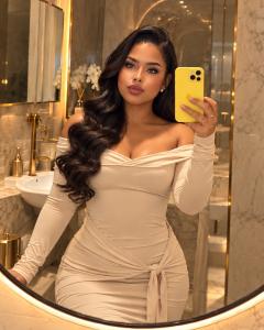 653021606: Chica busca chico en Sevilla