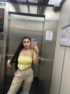 613922296: Chica busca chico en Málaga