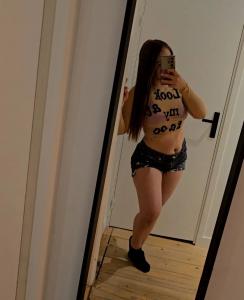 611299884: Chica busca chico en Madrid