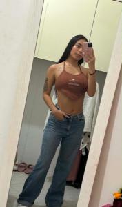 697624169: Chica busca chico en Málaga