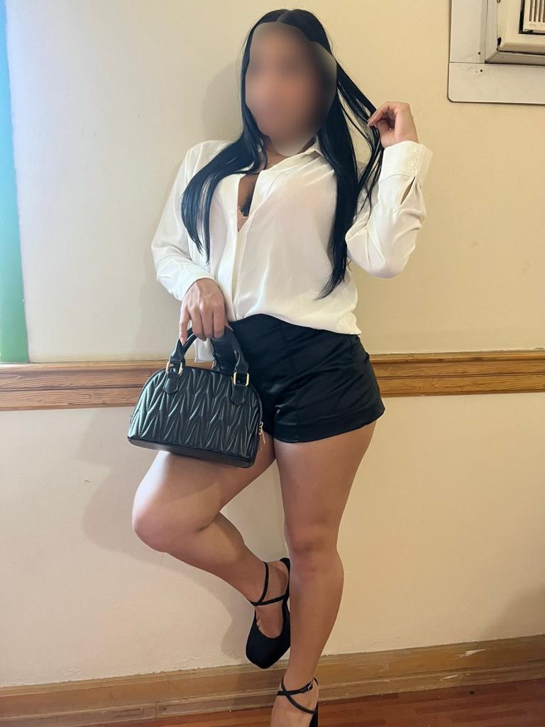 745072495: Chica busca chico en Alicante