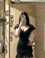 613842090: Chica busca chico en Barcelona