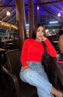 613592989: Chica busca chico en Barcelona