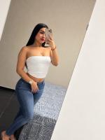 664662644: Chica busca chico en Barcelona