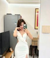 613842090: Chica busca chico en Barcelona