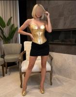 692439075: Chica busca chico en Barcelona