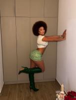 625084315: Chica busca chico en Sevilla