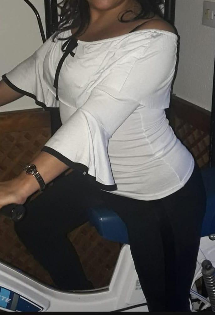 Chica busca chico en Granada: 