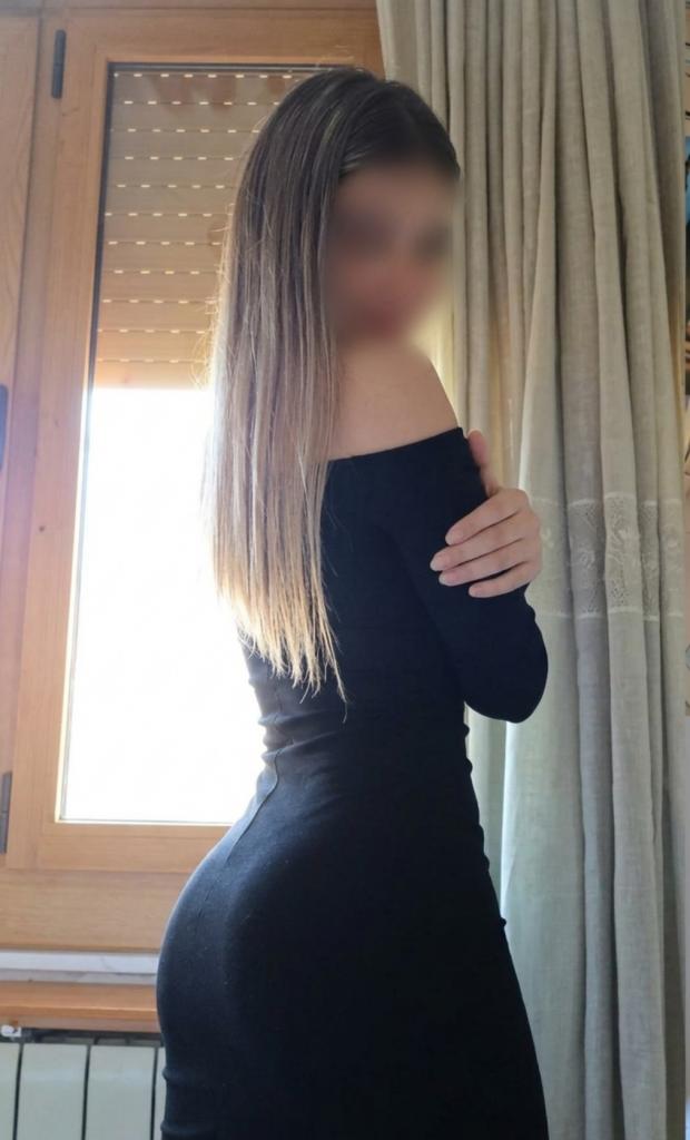 655450217: Chica busca chico en Gerona