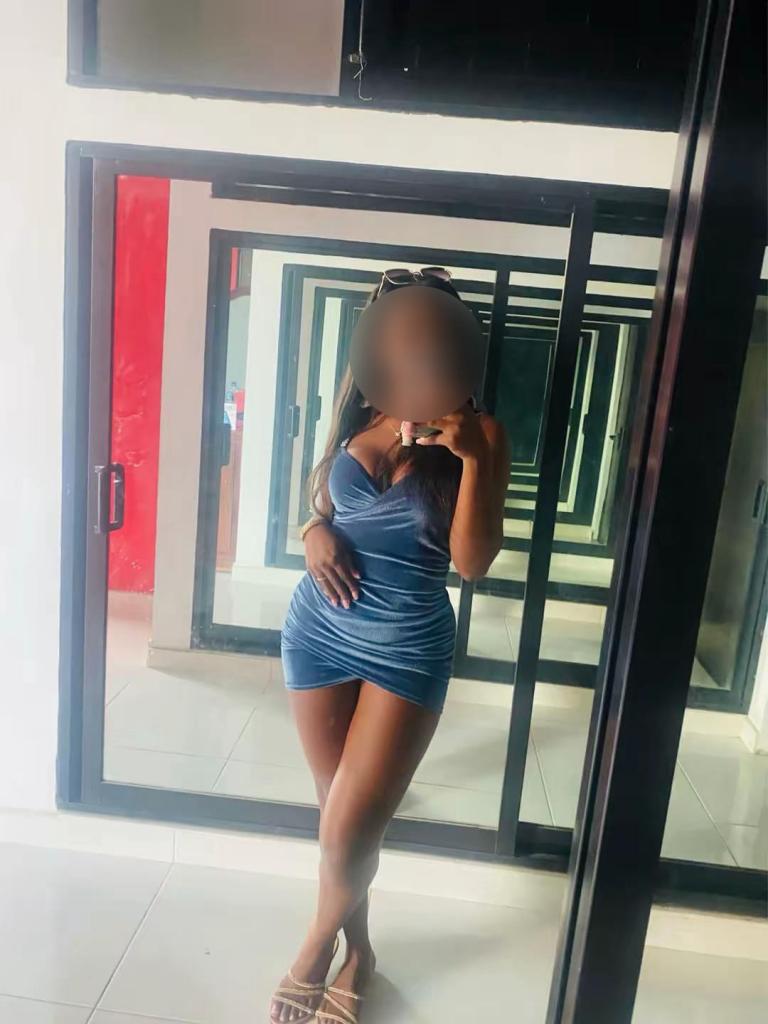 Chica busca chico en Tarragona: Chica busca chico