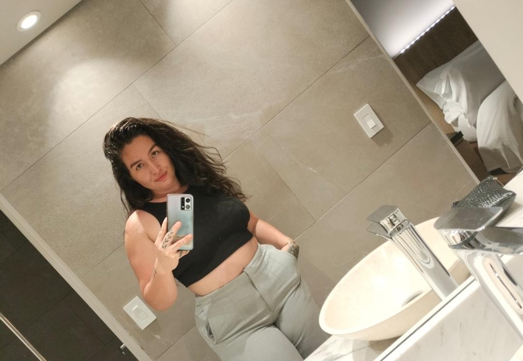 617953894: Chica busca chico en Madrid